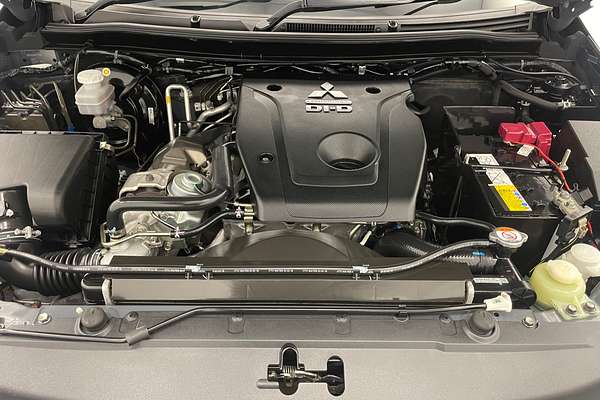 2018 Mitsubishi Pajero Sport GLX QE