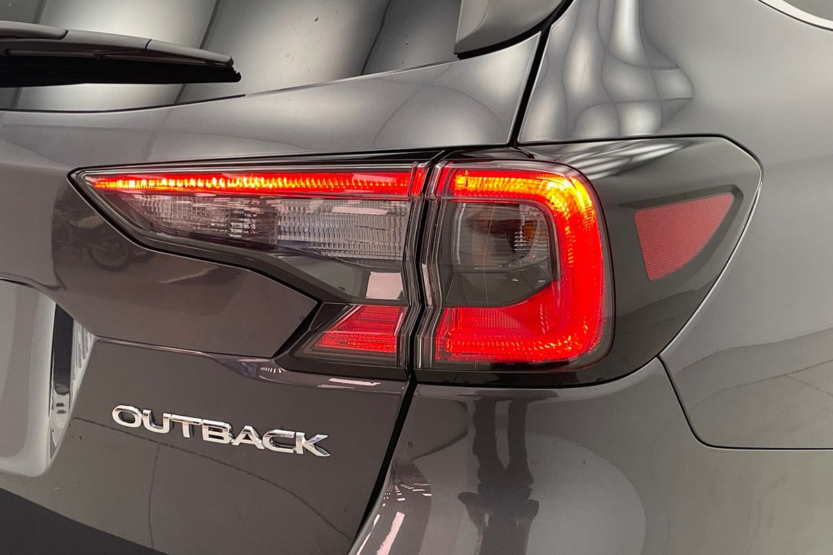 2024 Subaru Outback AWD Touring 6GEN
