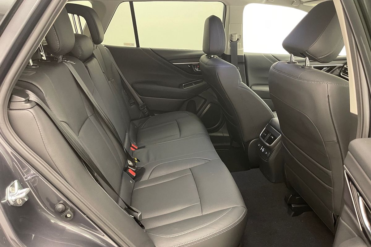 2024 Subaru Outback AWD Touring 6GEN