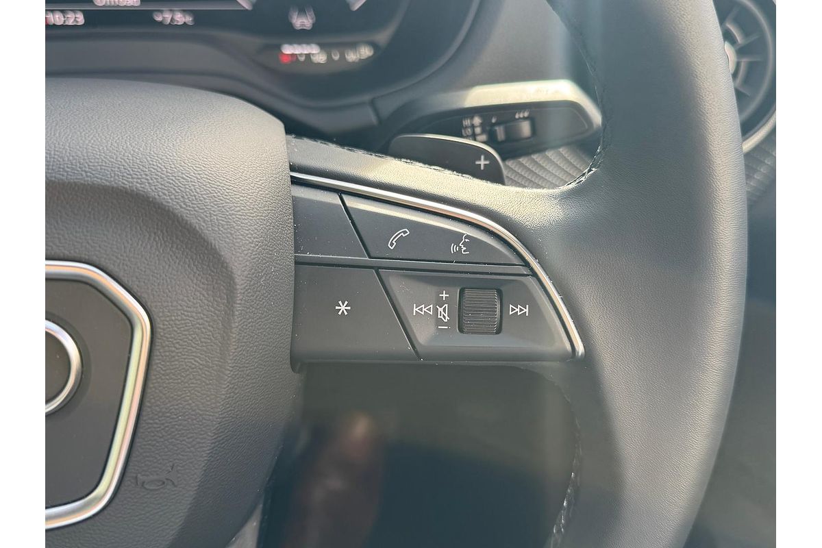 2024 Audi Q2 40 TFSI S line GA
