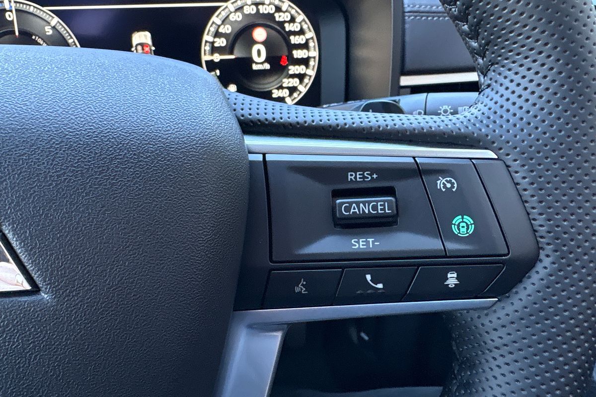 2024 Mitsubishi Outlander PHEV Exceed ZM