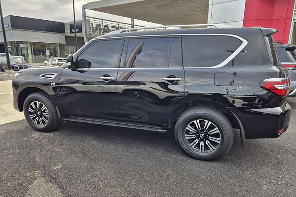 2023 Nissan Patrol Ti-L Y62