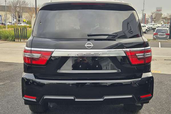 2023 Nissan Patrol Ti-L Y62