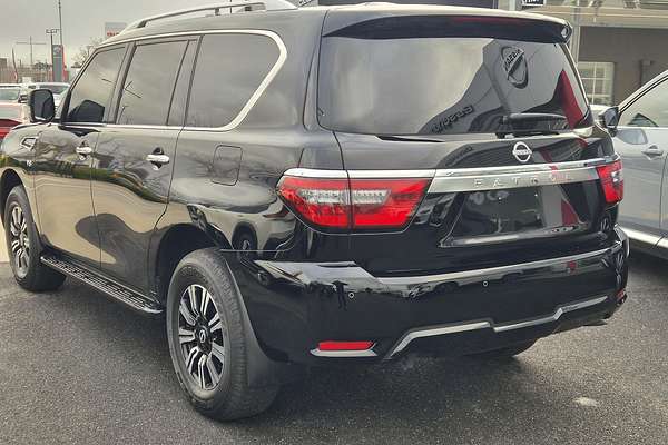 2023 Nissan Patrol Ti-L Y62