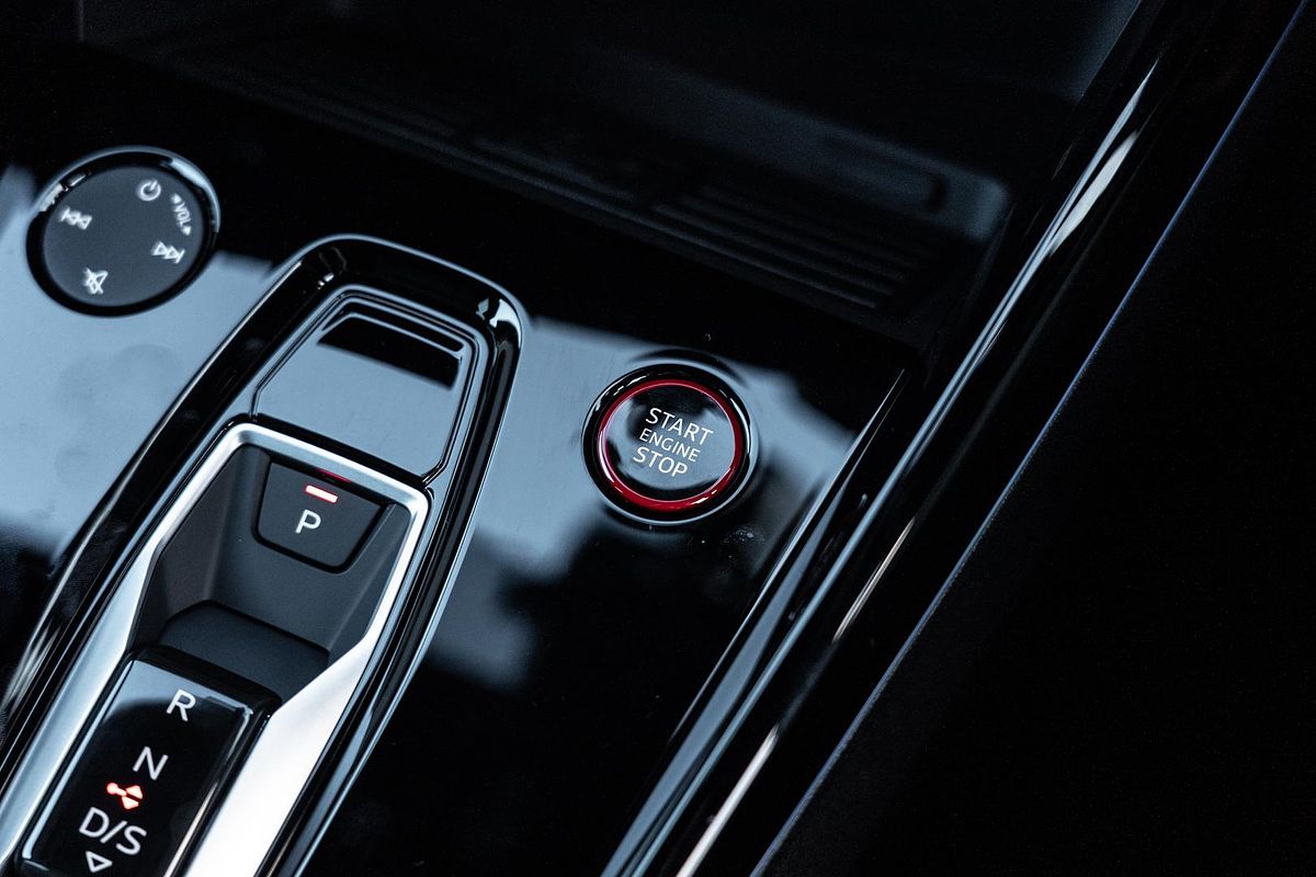 2025 Audi RS3 GY
