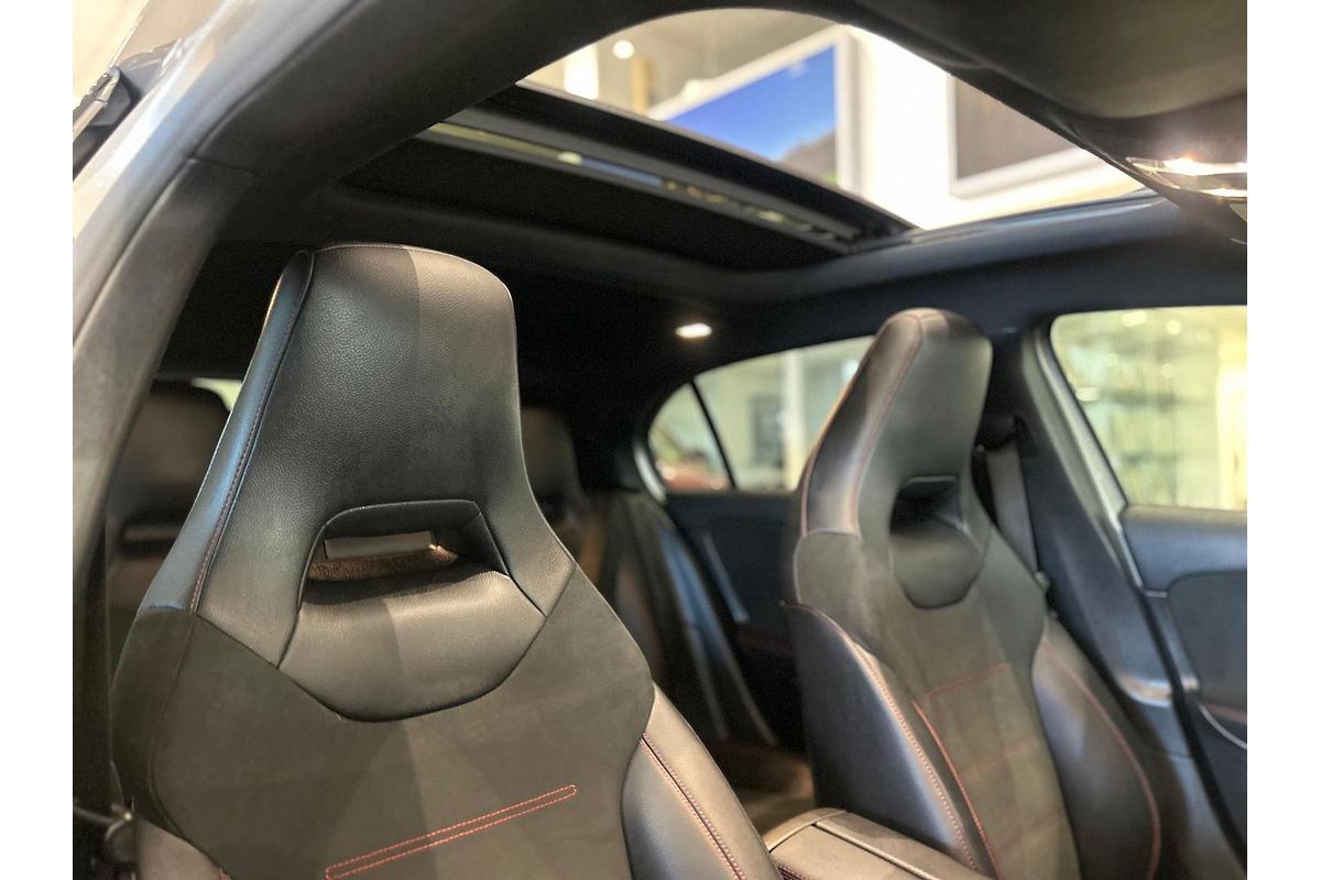 2019 Mercedes-Benz A-Class A250 W177