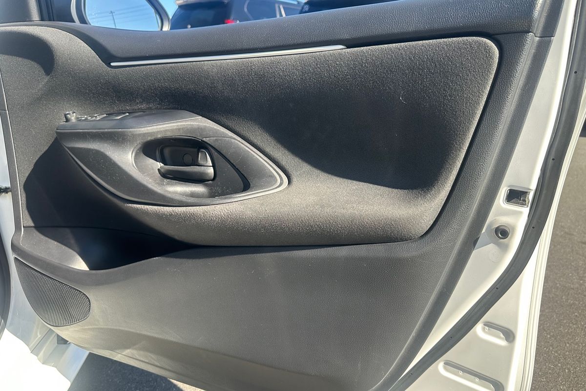 2022 Toyota Yaris Ascent Sport MXPA10R