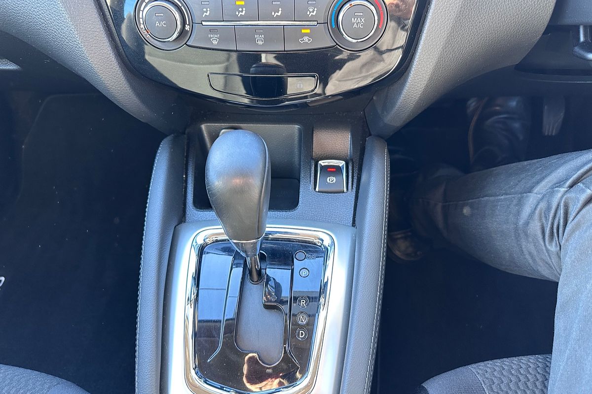 2017 Nissan QASHQAI ST J11