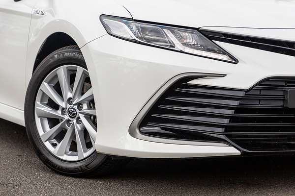 2021 Toyota Camry Ascent AXVH70R