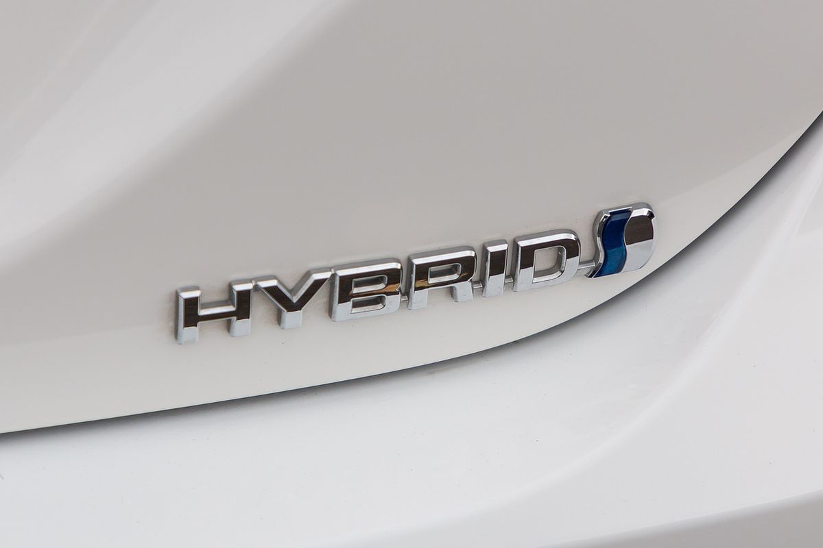 2021 Toyota Camry Ascent AXVH70R