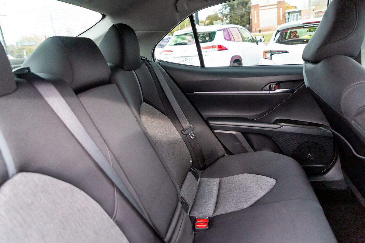 2021 Toyota Camry Ascent AXVH70R