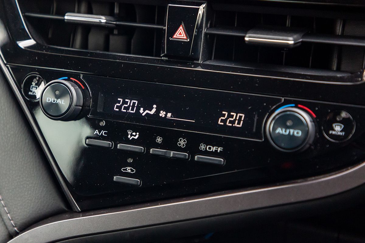 2021 Toyota Camry Ascent AXVH70R