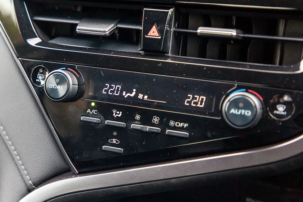 2021 Toyota Camry Hybrid