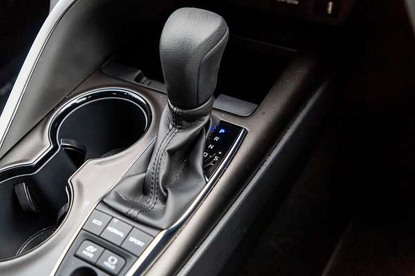 2021 Toyota Camry Hybrid
