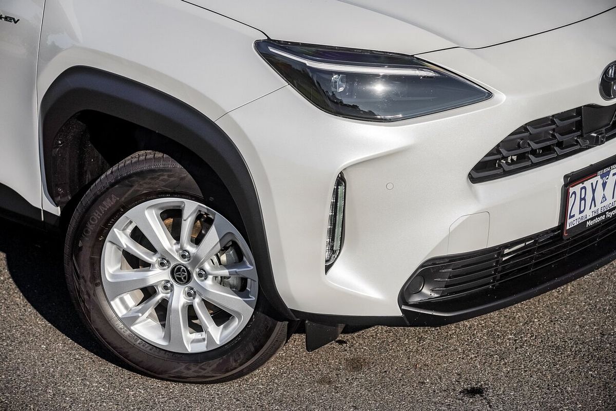 2025 Toyota Yaris Cross
