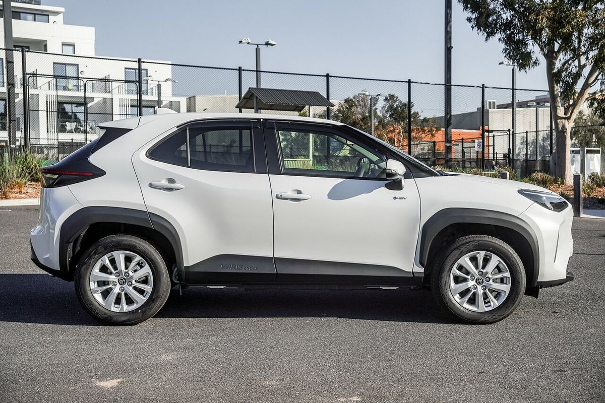 2025 Toyota Yaris Cross