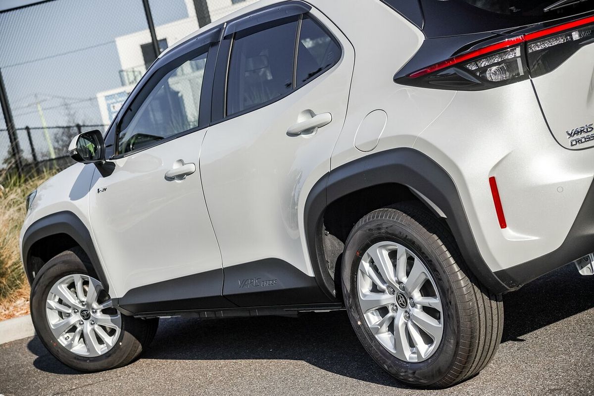 2025 Toyota Yaris Cross