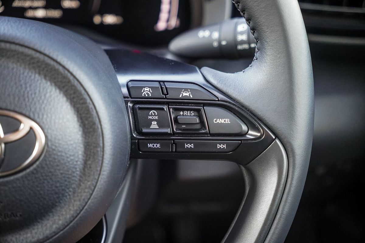 2025 Toyota Yaris Cross