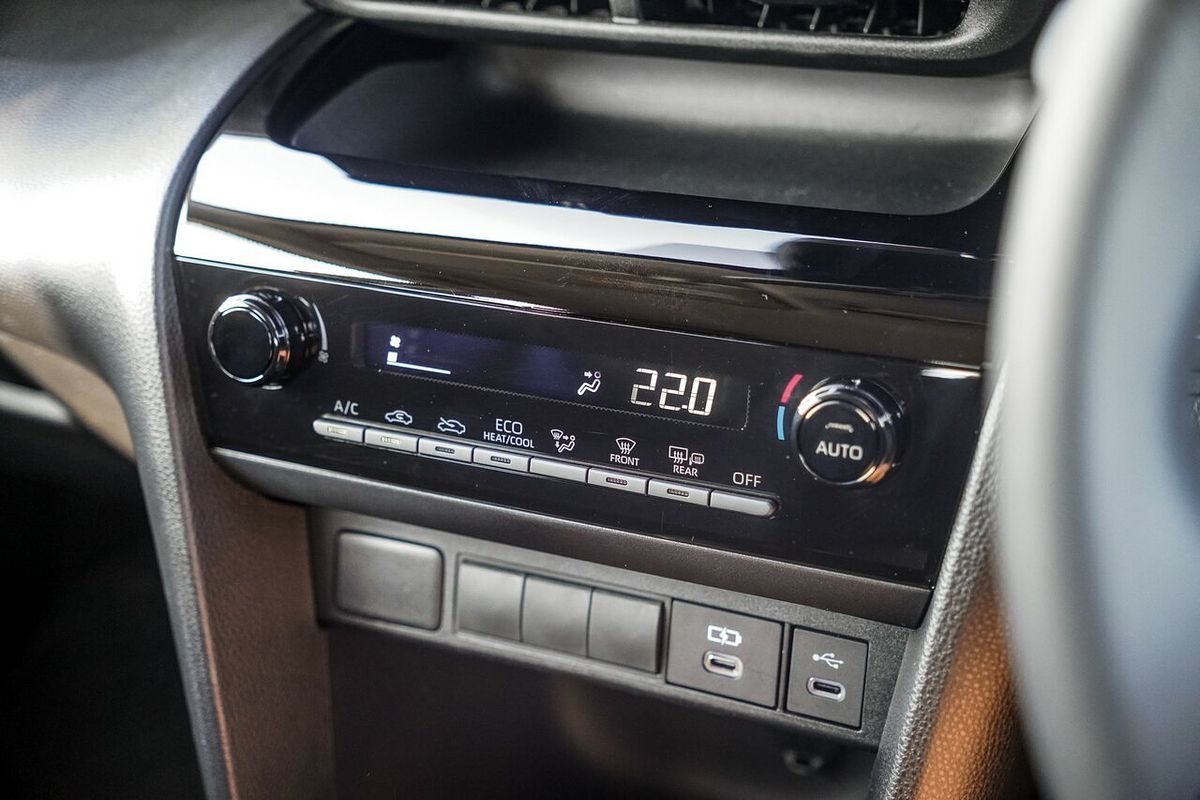 2025 Toyota Yaris Cross