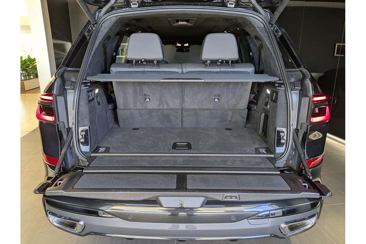 2023 BMW X7 xDrive40d M Sport G07 LCI