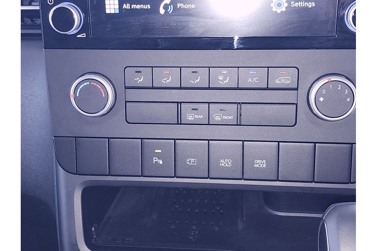 2024 Hyundai STARIA LOAD US4.V2