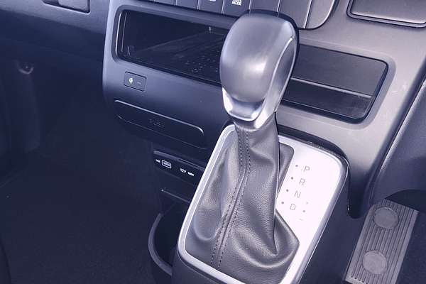 2024 Hyundai STARIA LOAD US4.V2