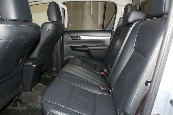 2017 Toyota Hilux SR5 GUN126R 4X4