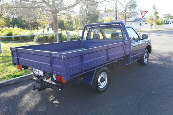 2005 Nissan Navara DX D22 Rear Wheel Drive