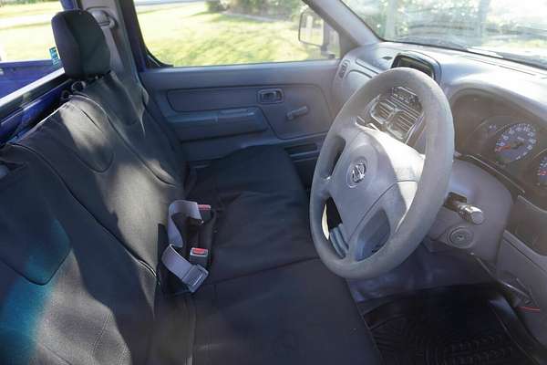 2005 Nissan Navara DX D22 Rear Wheel Drive