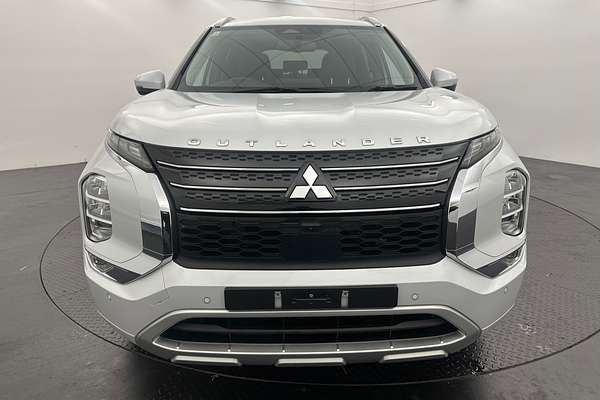 2022 Mitsubishi Outlander PHEV Exceed ZM