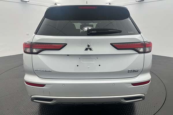 2022 Mitsubishi Outlander PHEV Exceed ZM