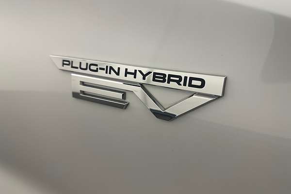 2022 Mitsubishi Outlander PHEV Exceed ZM