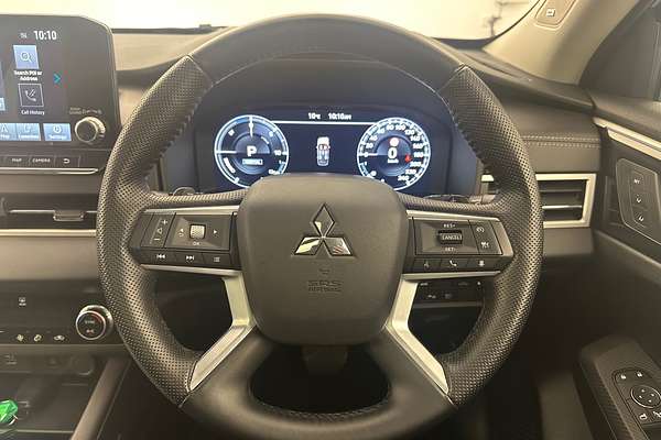 2022 Mitsubishi Outlander PHEV Exceed ZM