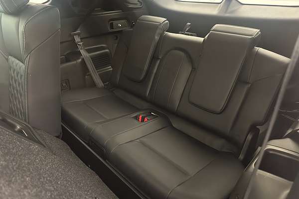 2022 Mitsubishi Outlander PHEV Exceed ZM