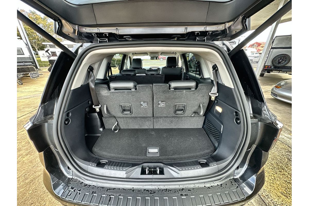 2025 Ford Everest Trend 2.0L
