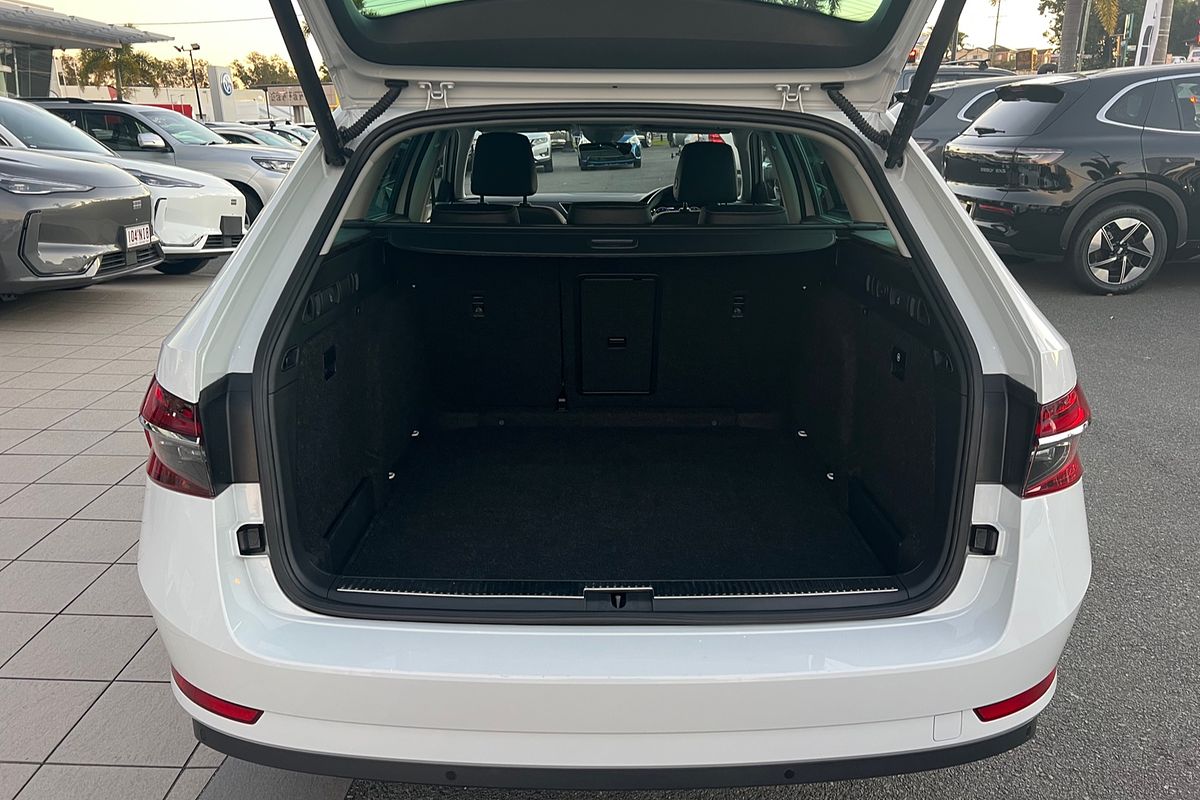 2022 SKODA Superb 162TSI Style NP