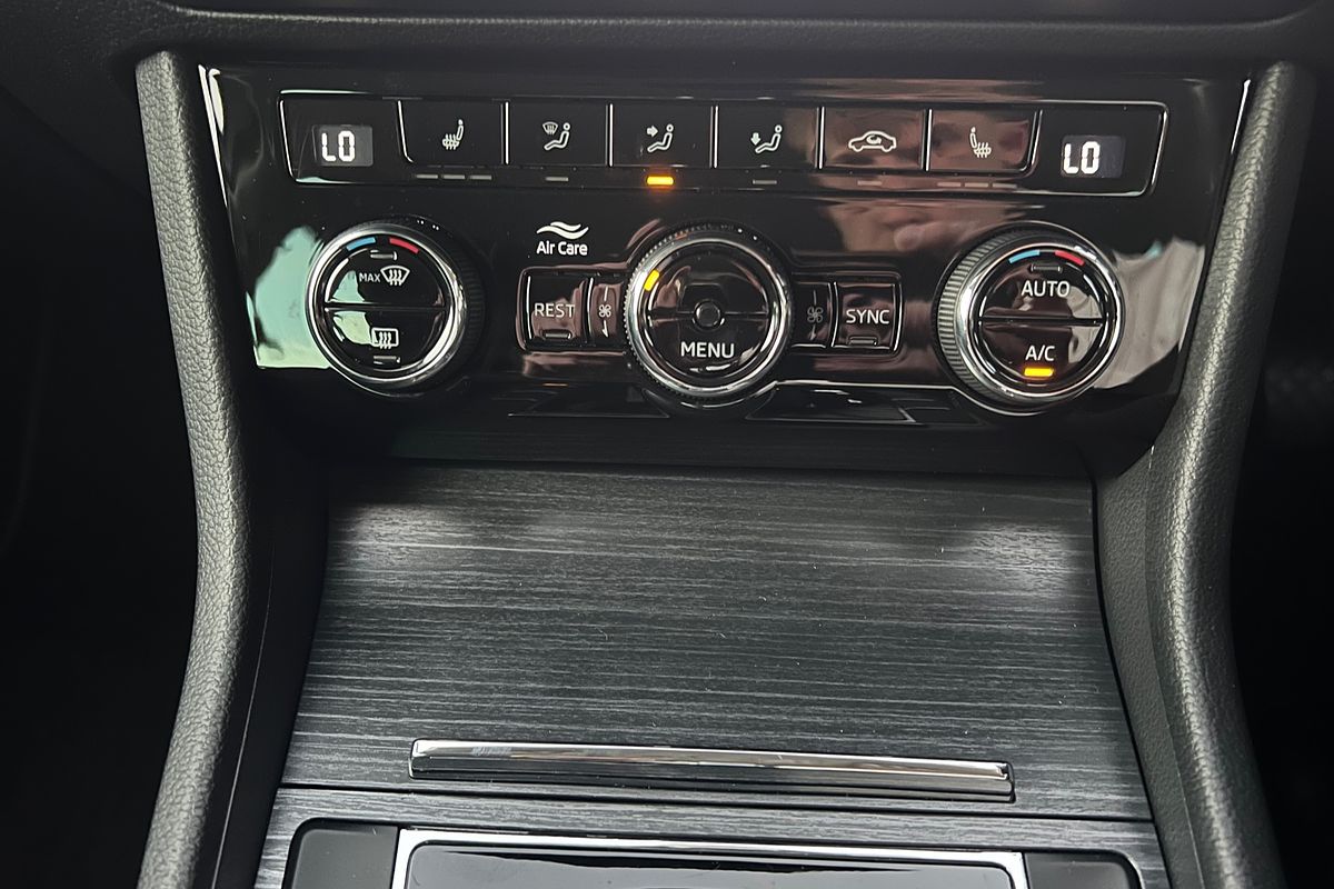 2022 SKODA Superb 162TSI Style NP