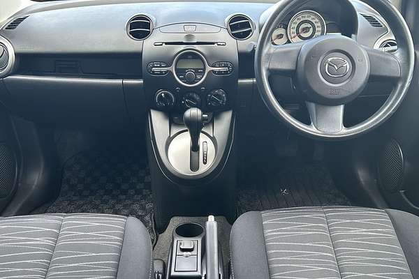 2010 Mazda 2 Neo DE Series 1