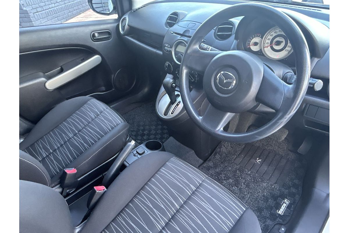 2010 Mazda 2 Neo DE Series 1