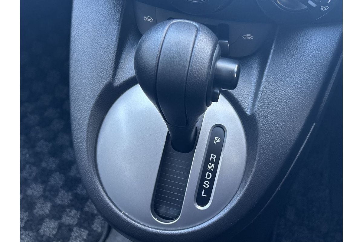 2010 Mazda 2 Neo DE Series 1
