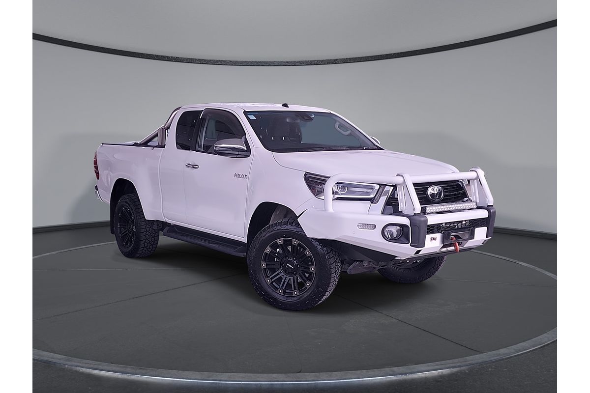 2020 Toyota Hilux SR5 GUN126R 4X4