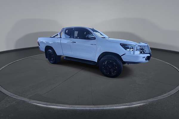 2020 Toyota Hilux SR5 GUN126R 4X4