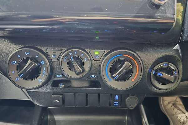 2023 Toyota Hilux Hilux 4x4 SR 2.8L T Diesel Automatic Single Cab C/C GUN126R 4X4