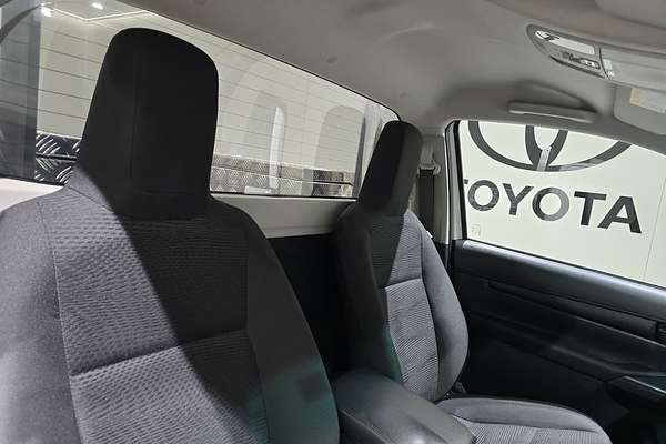 2023 Toyota Hilux Hilux 4x4 SR 2.8L T Diesel Automatic Single Cab C/C GUN126R 4X4