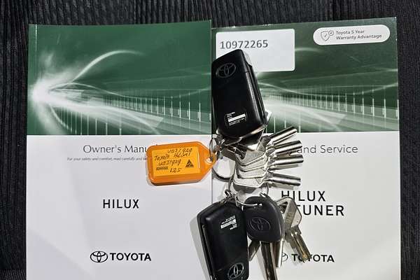 2023 Toyota Hilux Hilux 4x4 SR 2.8L T Diesel Automatic Single Cab C/C GUN126R 4X4