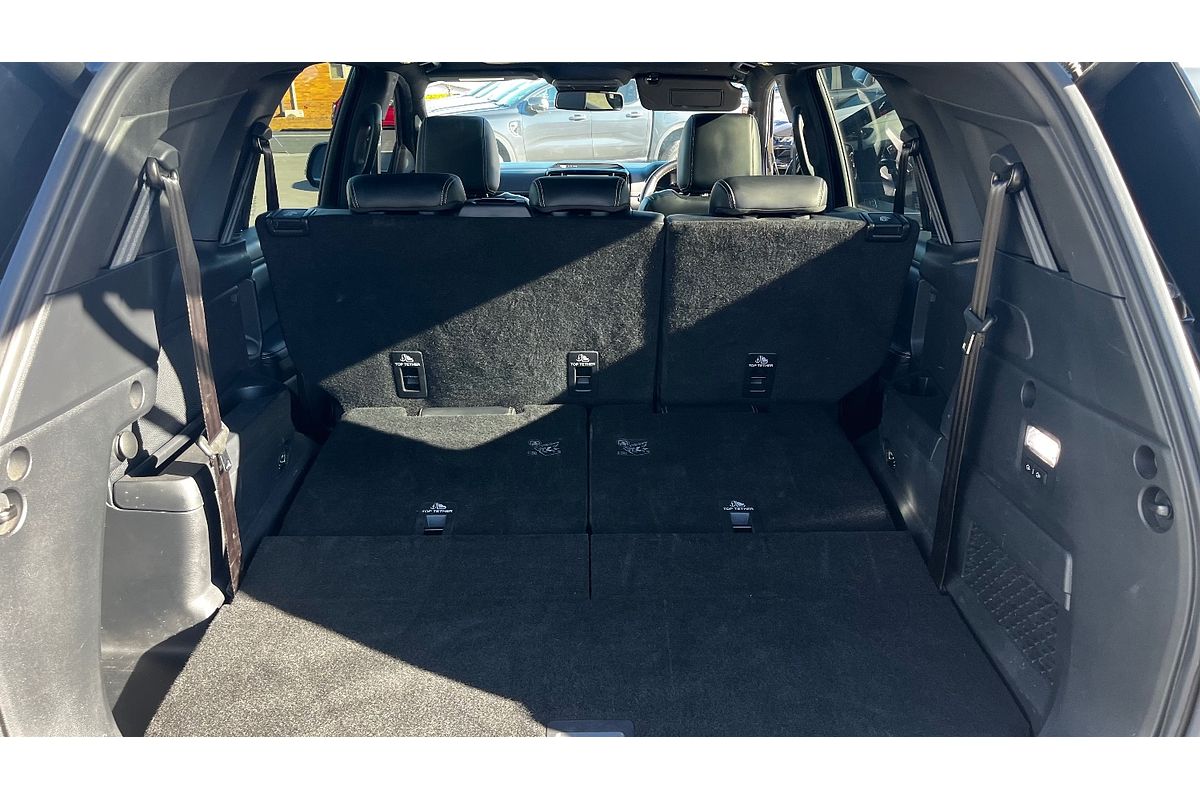 2023 Ford Everest Platinum 3.0L