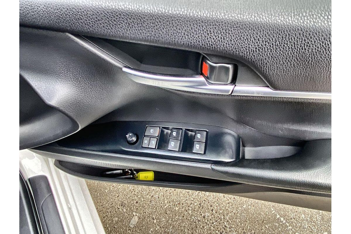 2019 Toyota Camry Ascent AXVH71R