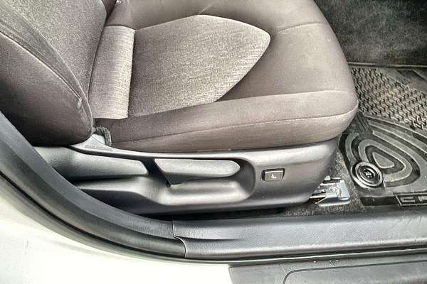 2019 Toyota Camry Ascent AXVH71R