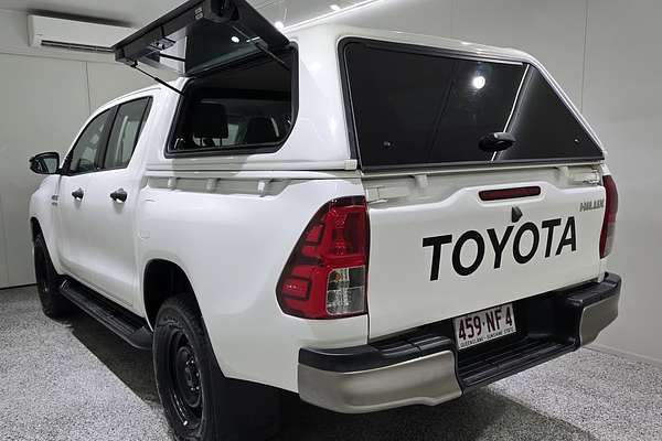 2018 Toyota Hilux Hilux 4x4 SR 2.8L T Diesel Automatic Double Cab GUN126R 4X4