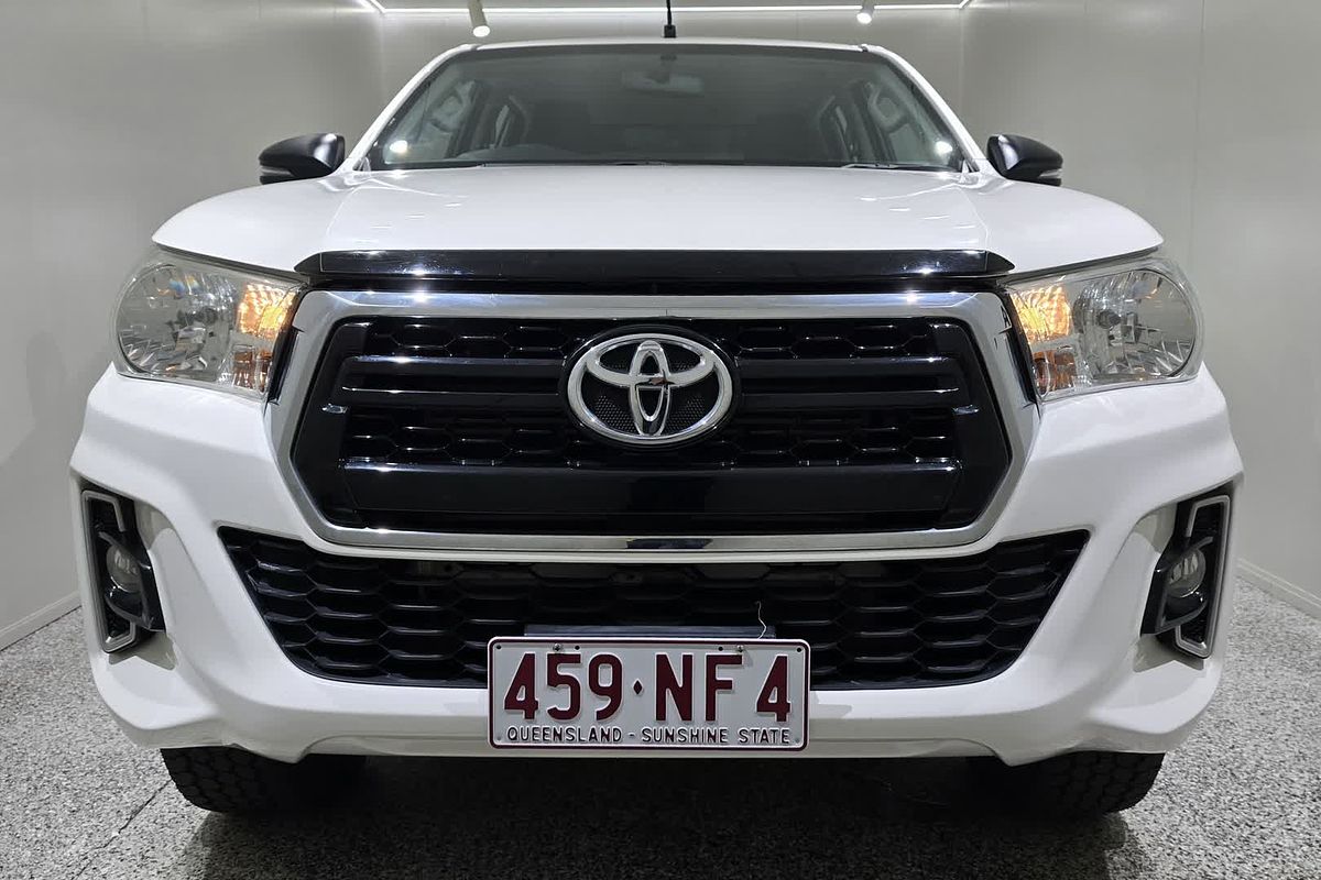 2018 Toyota Hilux Hilux 4x4 SR 2.8L T Diesel Automatic Double Cab GUN126R 4X4